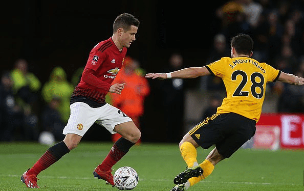 球员通过 球员通过